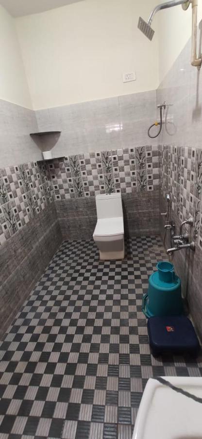 Veeru Homestay ホスペット エクステリア 写真